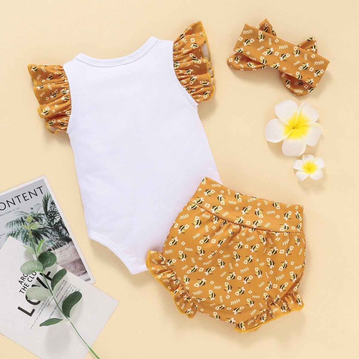 Baby Girl Letter & Bee Print Jumpsuit And Briefs With Headband Cheap Baby Outfit Sets - PrettyKid