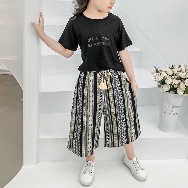 2-piece T-shirt & Ninth Pants for Girl - PrettyKid