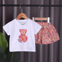 Toddler Girl Cartoon Bear Pattern T-shirt & Floral Shorts - PrettyKid