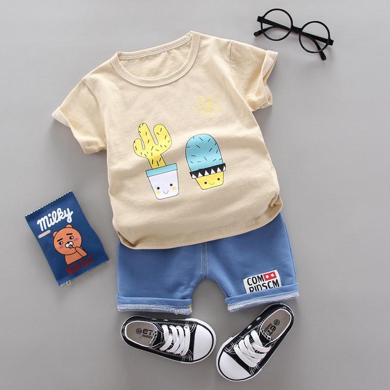 2pcs Cute Cartoon Print T-shirt and Cowpants - PrettyKid