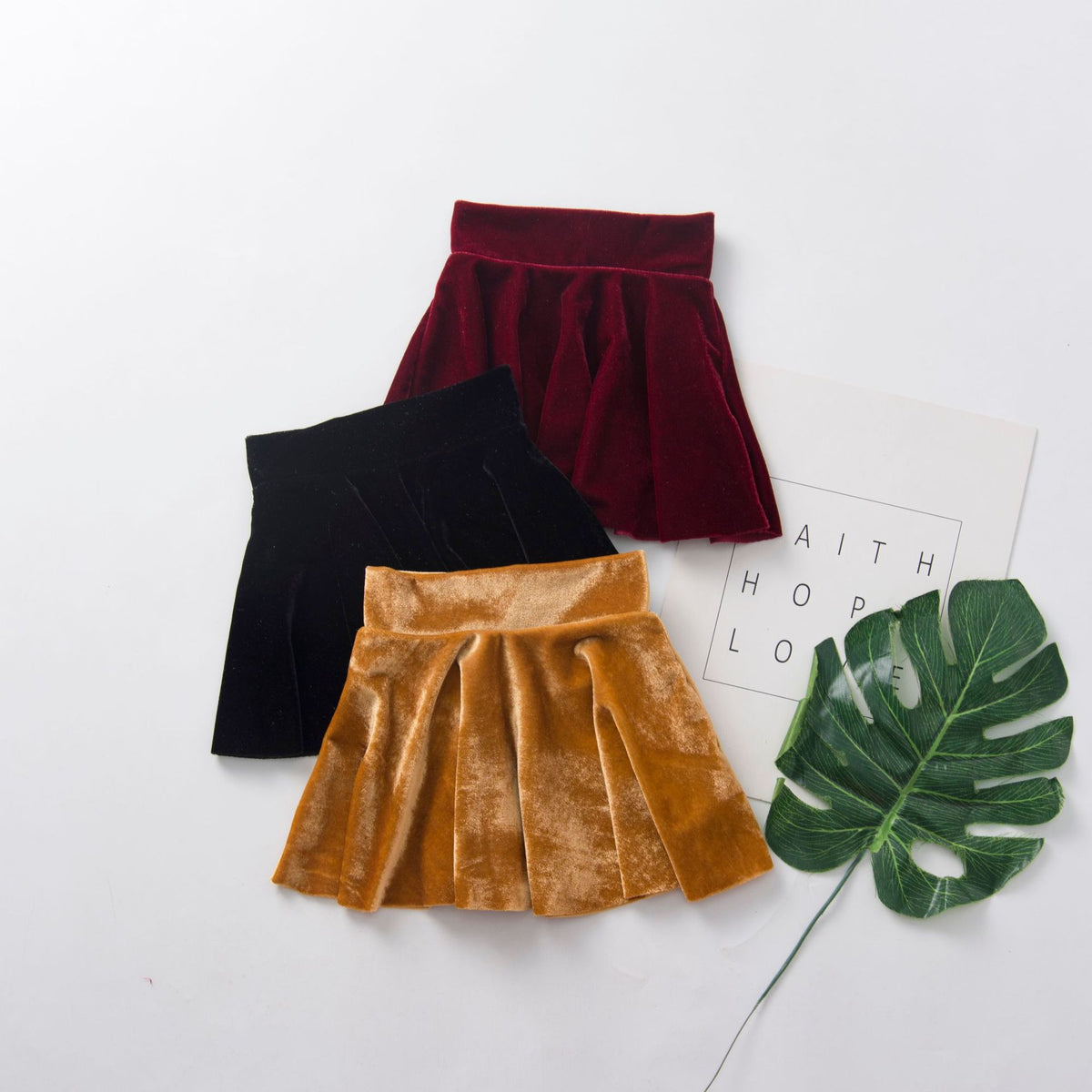 Girls' Solid Color Half Length High Waist Velvet Pleated Skirt Short Skirt - PrettyKid