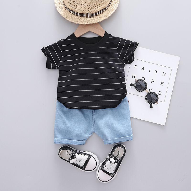 Children Boy 2pcs Solid Pattern Summer Suit T-Shirt & Shorts - PrettyKid
