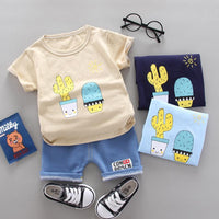 2pcs Cute Cartoon Print T-shirt and Cowpants - PrettyKid