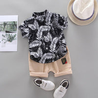 2-piece Feather Pattern T-shirt & Shorts for Children Boy - PrettyKid