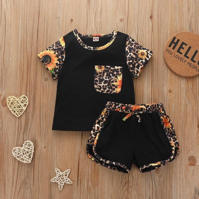 Children Boy 2pcs Color-block Pattern Summer Suit T-Shirt & Shorts - PrettyKid