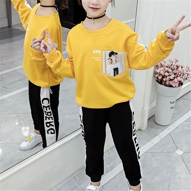 2-piece Letter Pattern Suit for Girl - PrettyKid