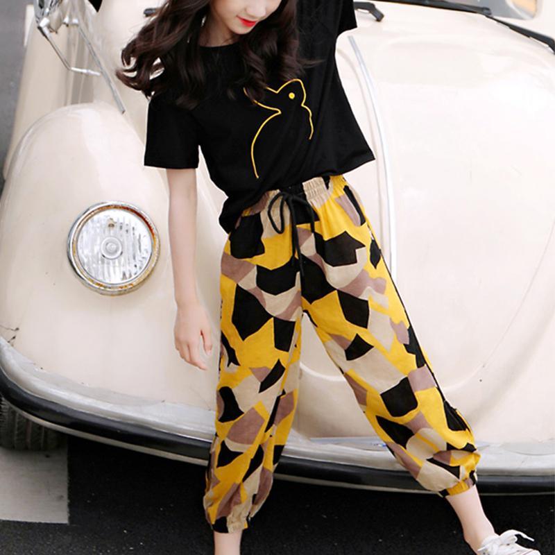 Rabbit Printed T-shirt & Camouflage Pants Set - PrettyKid