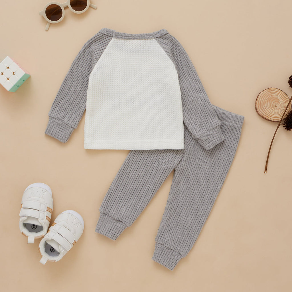Colorblock Letter Print Sweatshirt And Solid Color Pants Toddler Boy Clothing Sets - PrettyKid