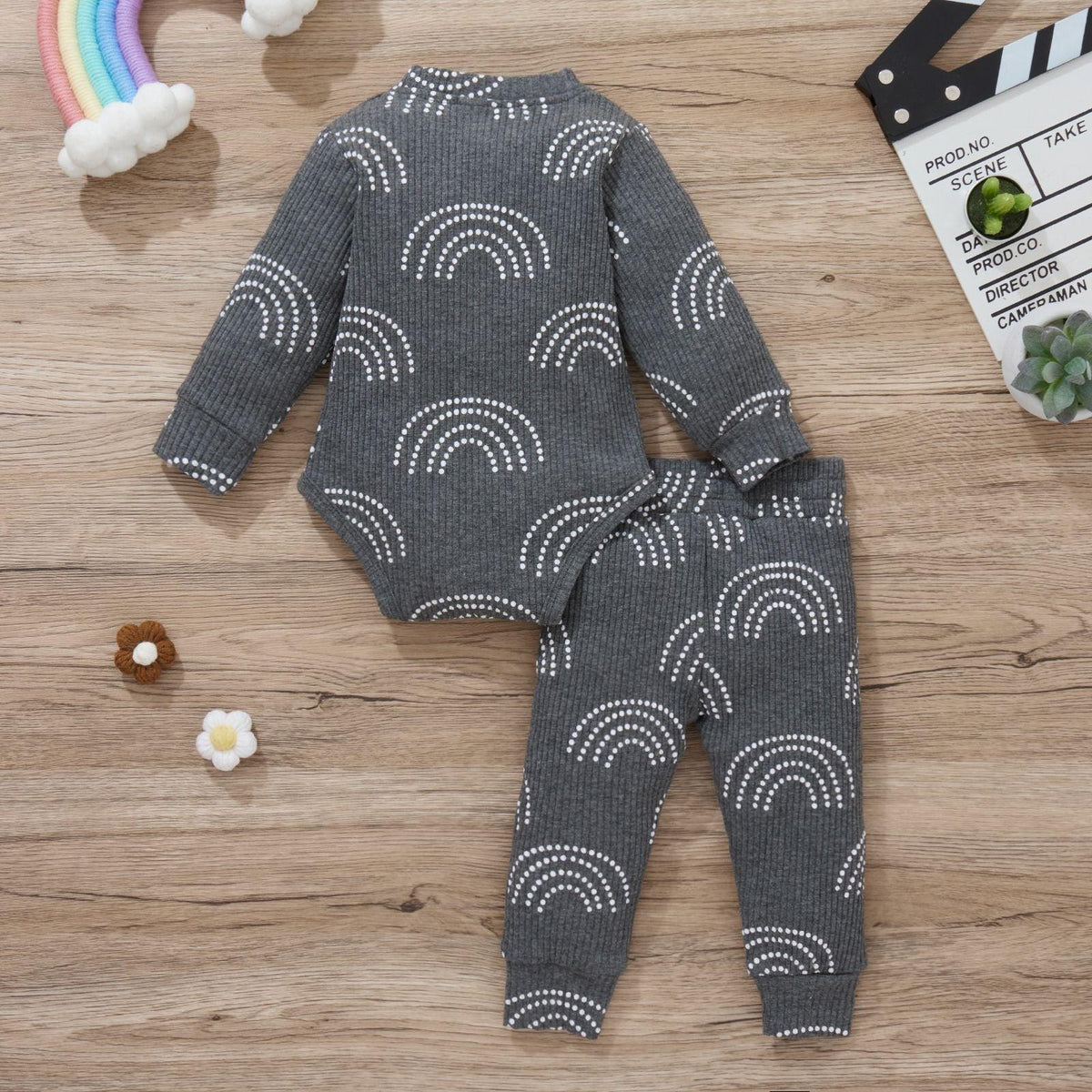 Baby Solid Rainbow Dotted Line Knitted Khaki Long Sleeve Suit - PrettyKid