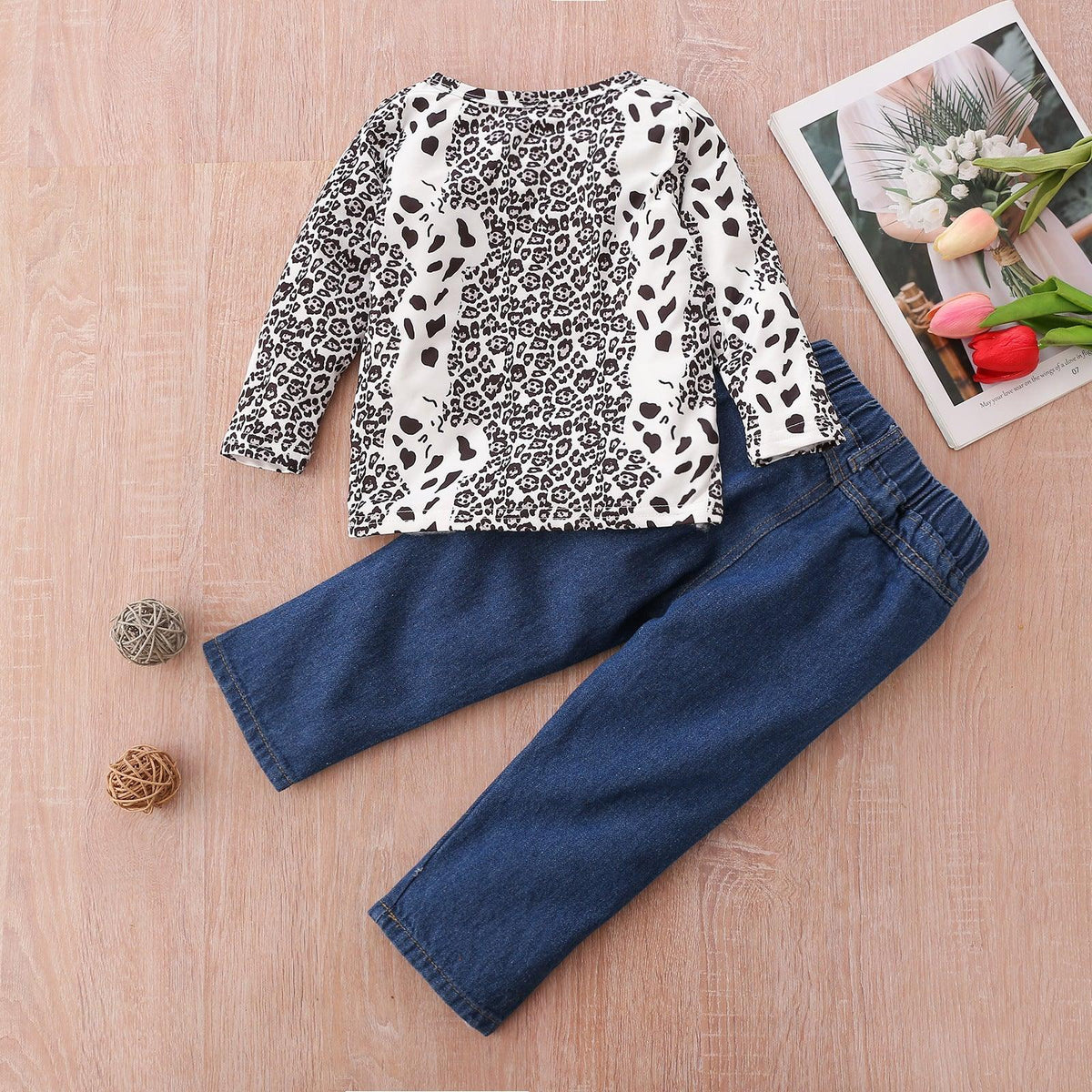 Toddler Girls Leopard Long Sleeve T-shirt Beaded Denim Pants Set - PrettyKid