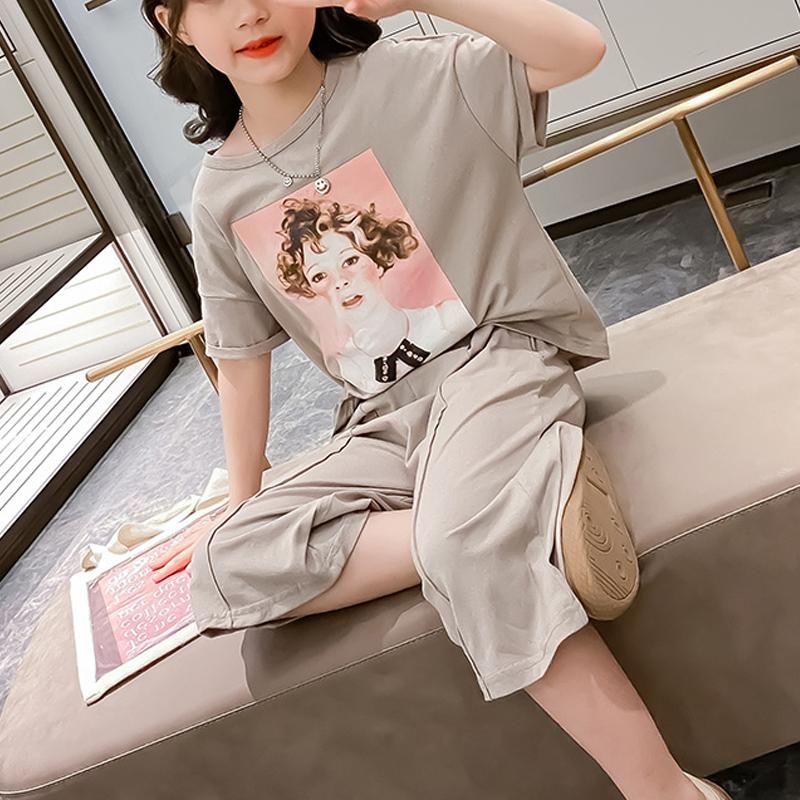 Girl Figure Pattern T-shirt & Solid Color Loose Pants Children's Clothing - PrettyKid