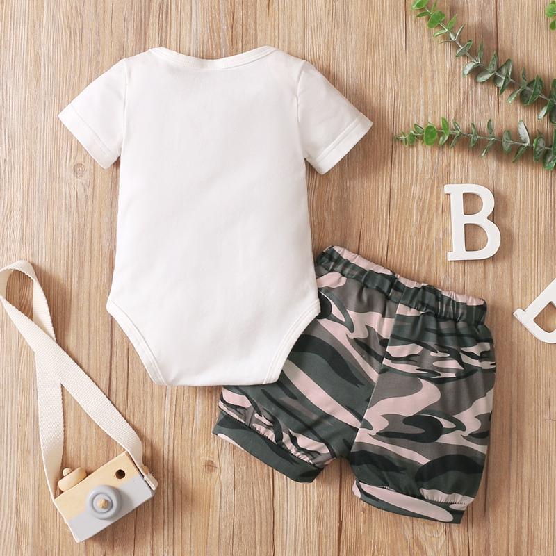 Baby Boy Letter Graphic Bodysuit & Camouflage Shorts - PrettyKid