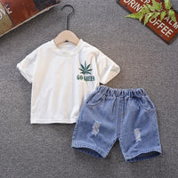 2pcs Fashion Design Print T-shirt and Cowpants - PrettyKid