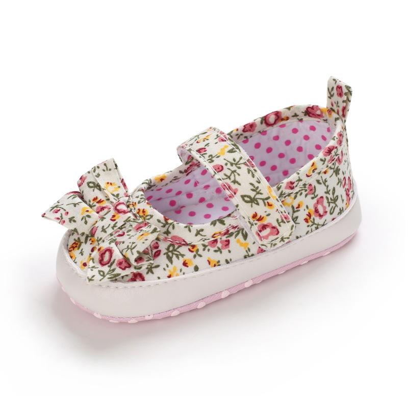 Baby Girl Crib Shoes Flower Print Bow Decor Soft Sole - PrettyKid